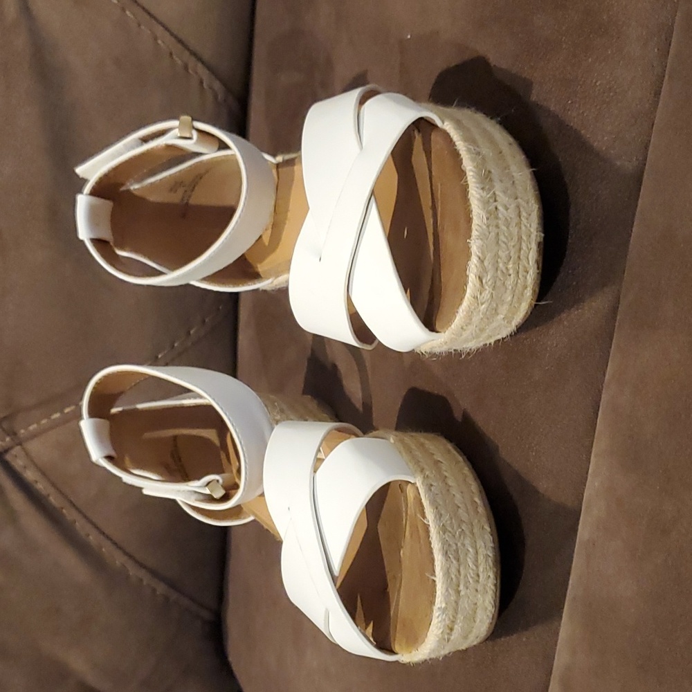 Womens shoes